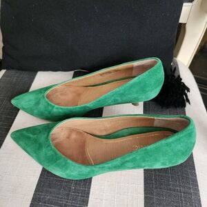 Vionic Green Suede Heels Luxurious Design